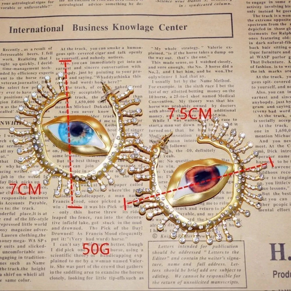 GAZE HOOP GOLD EYES EARRINGS - Picture 12 of 16